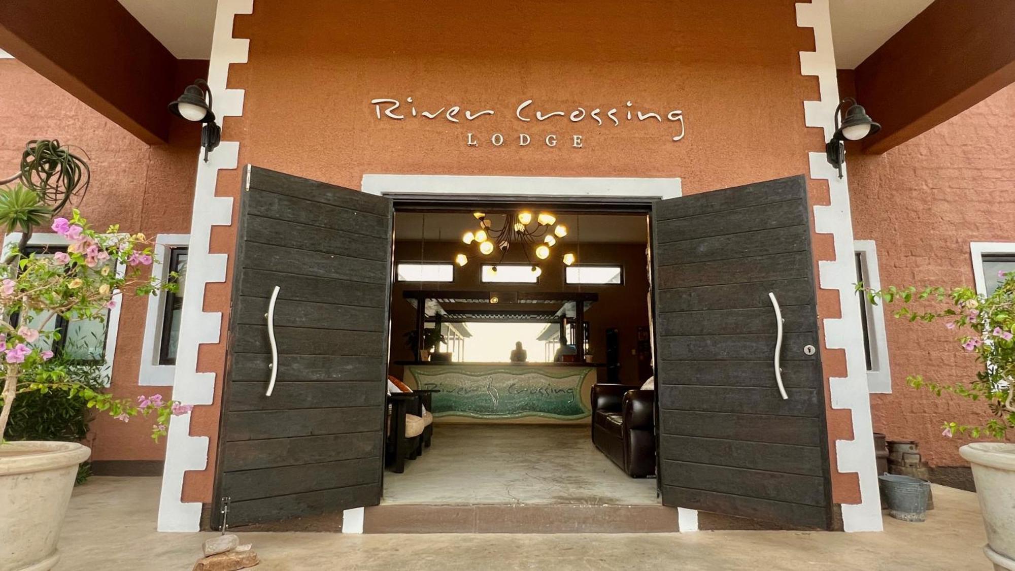River Crossing Lodge Windhoek Exterior foto