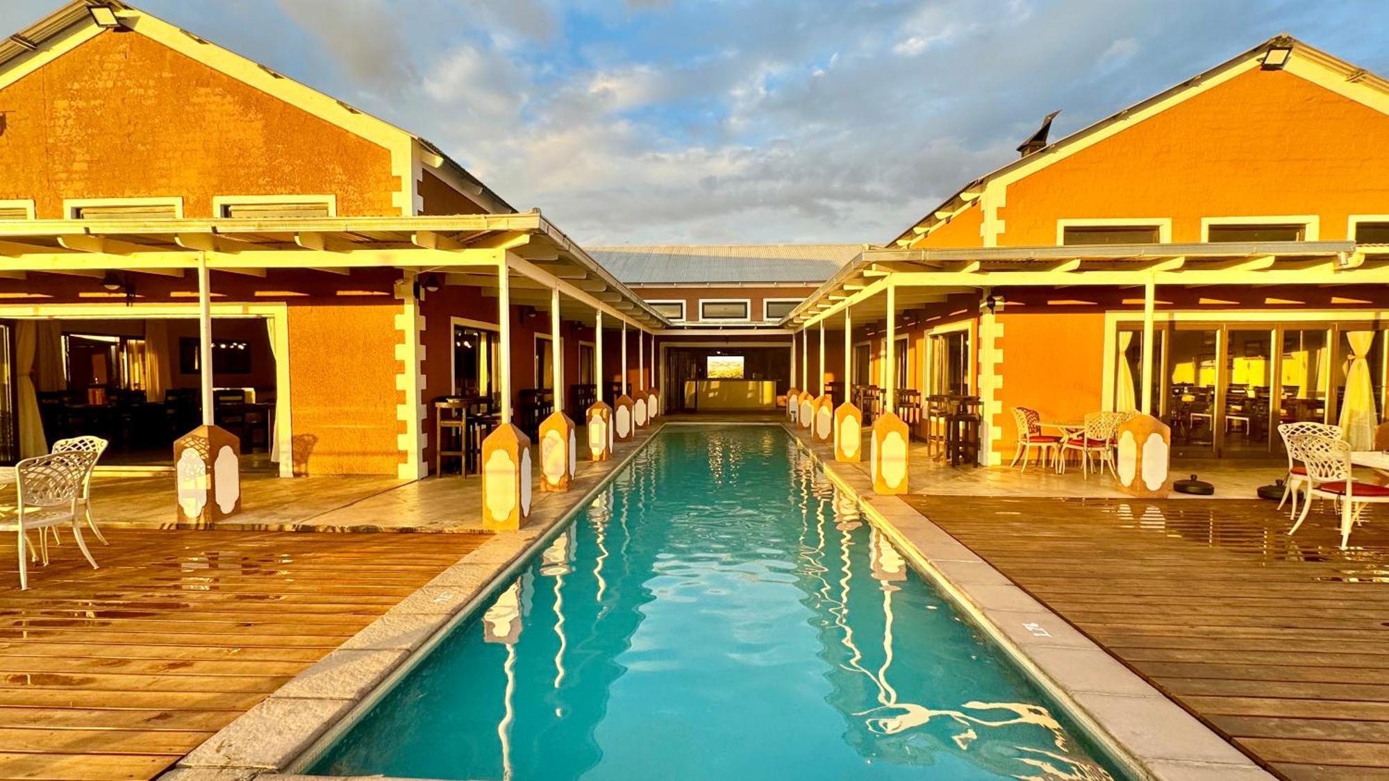 River Crossing Lodge Windhoek Exterior foto